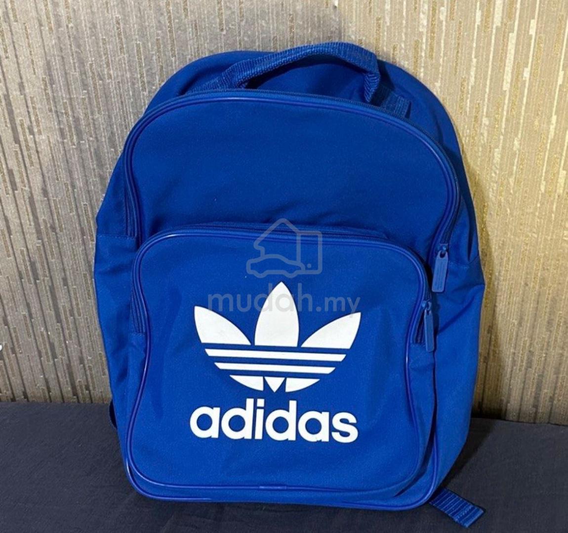 adidas blue trefoil backpack united states National 3.0 this unisex backpack offers options for every taste adidas Stadium 3 Backpack (Royal)