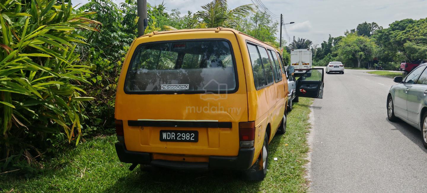 Isuzu wfr Van