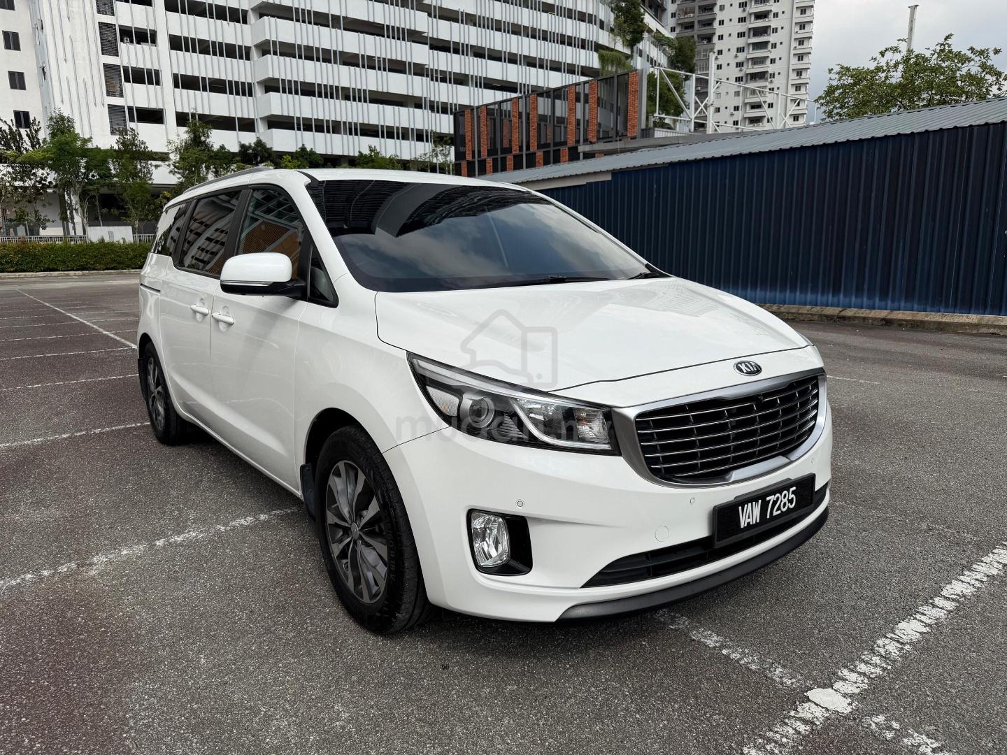 2017 Kia Carnival