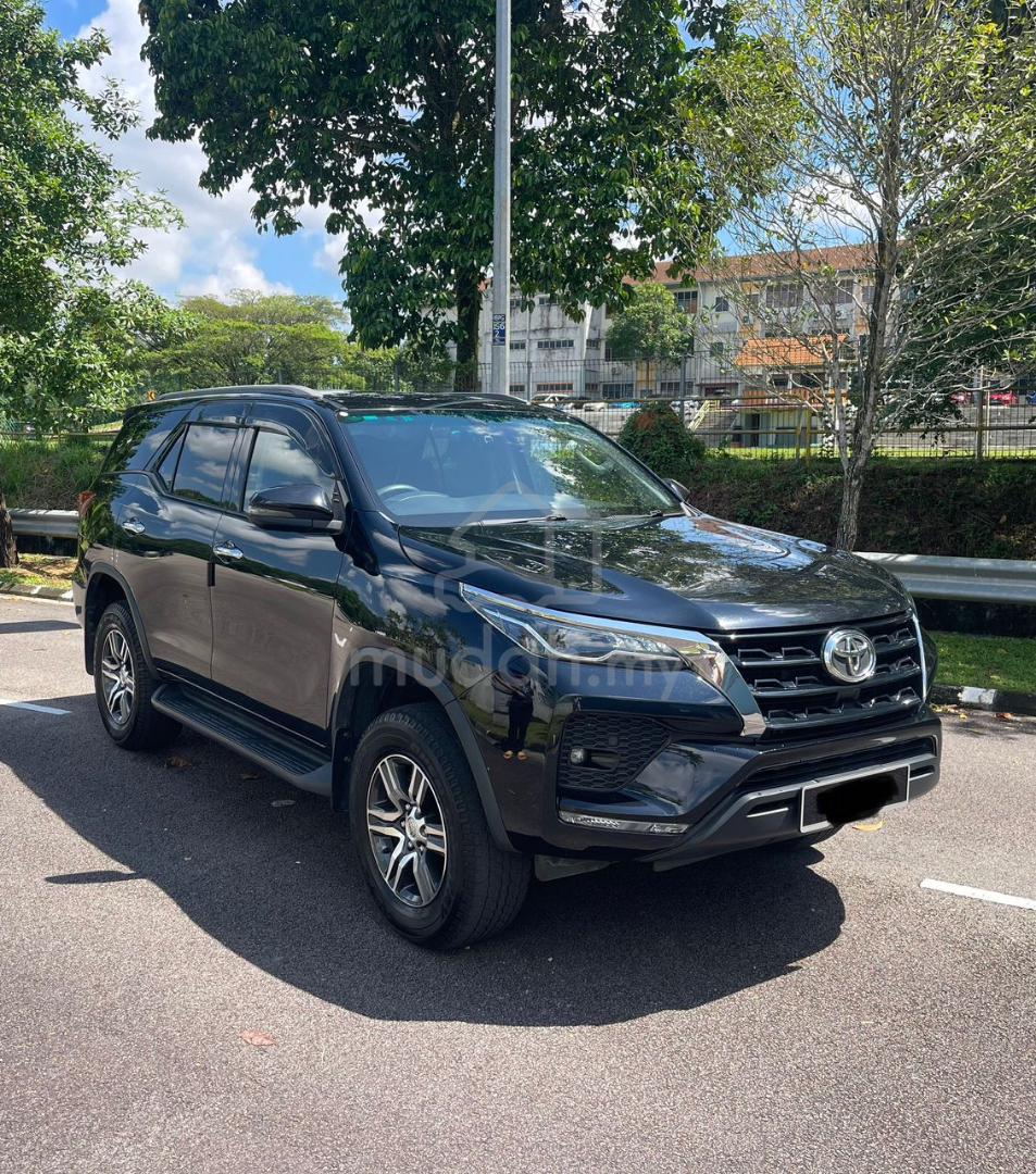 2023 Toyota Fortuner