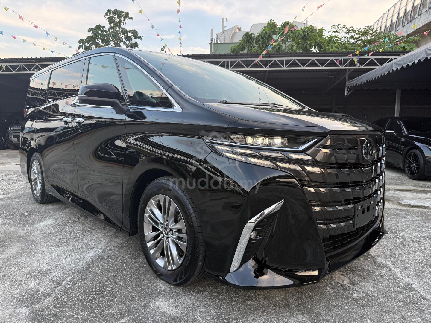 2025 Toyota Alphard