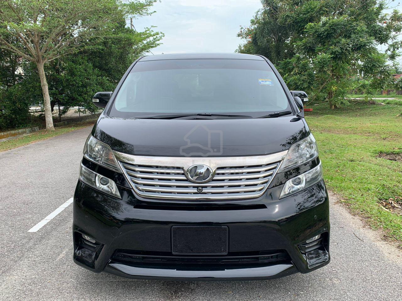 2010 Toyota Vellfire