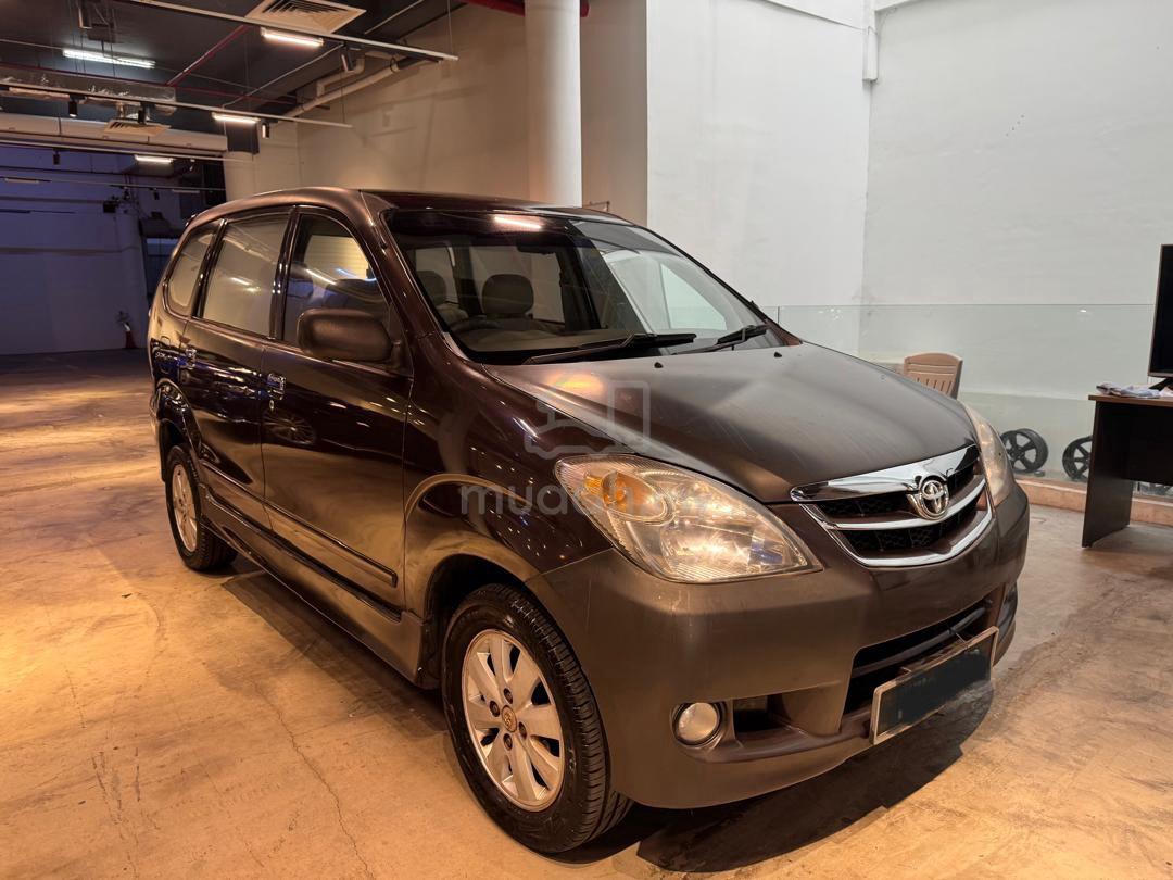 2011 Toyota Alphard