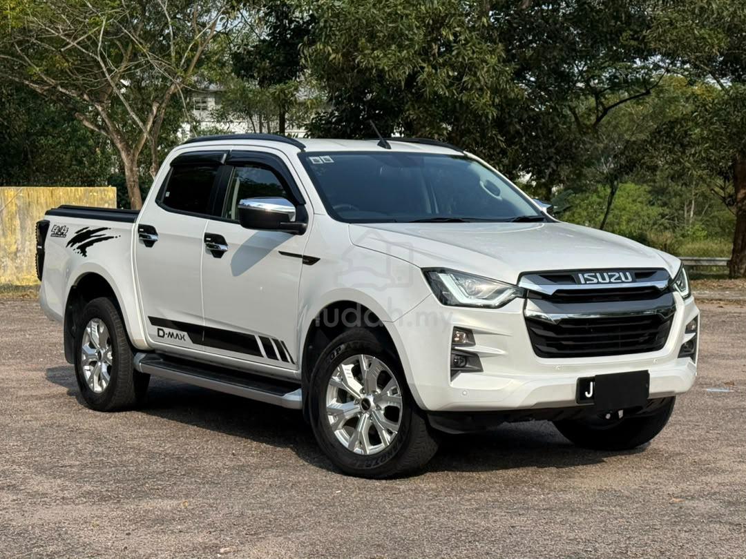 2023 Isuzu D-MAX 1.9 PREMIUM (A) 4x4 *17k KM*