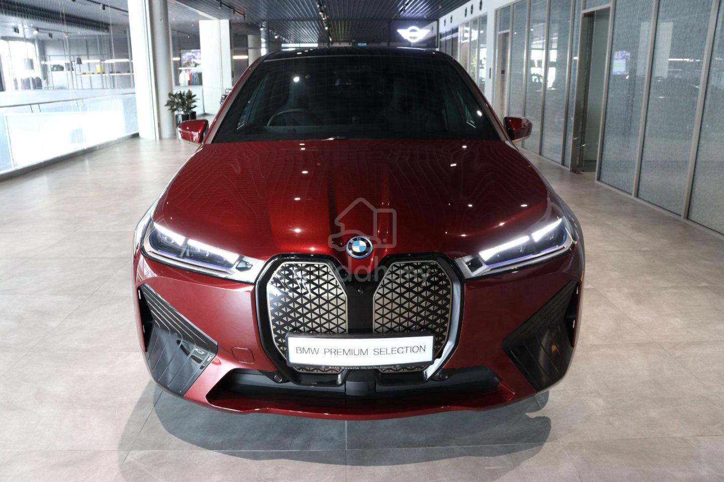 2023 BMW iX
