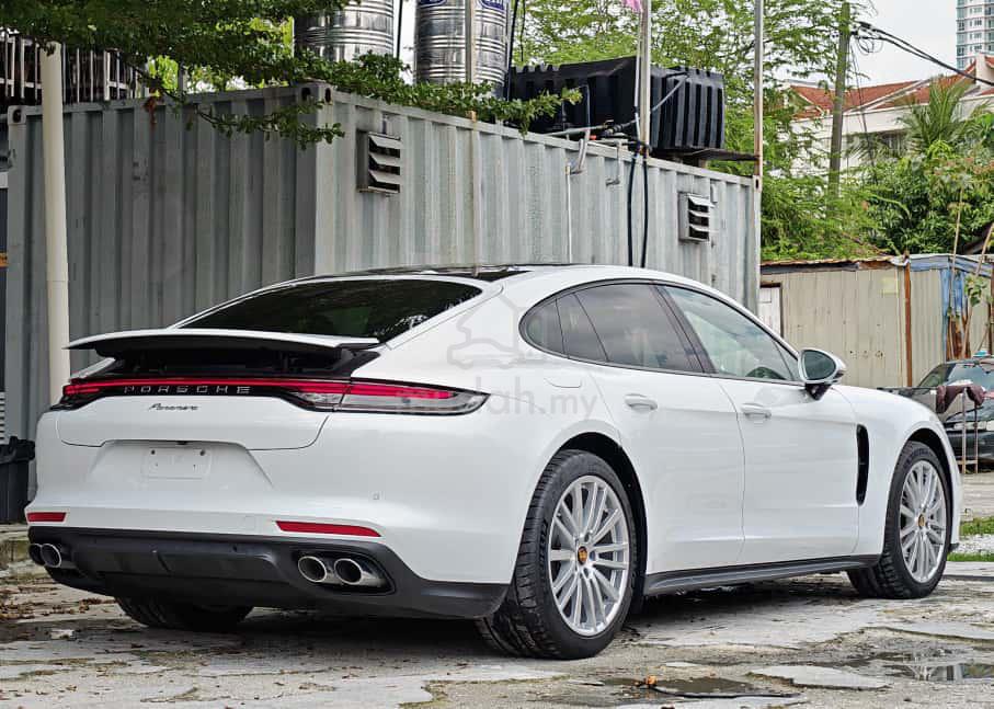 2021 Porsche Panamera