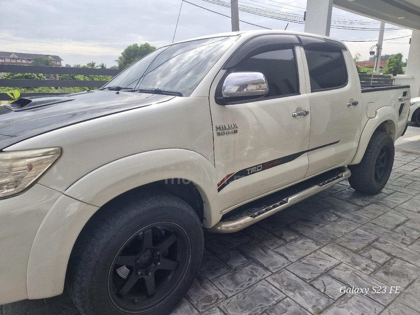 2011 Toyota Hilux