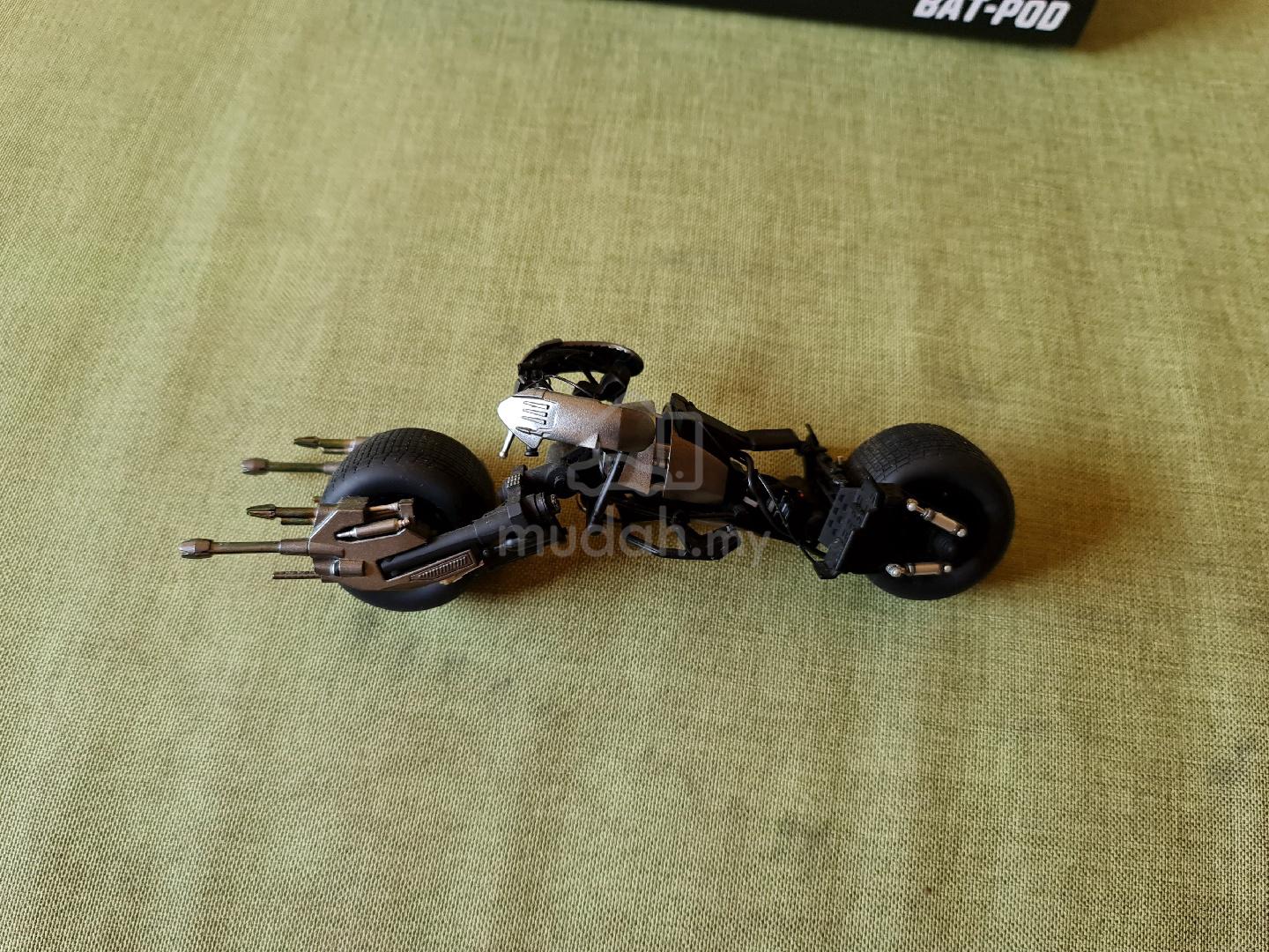 Hot Wheels Elite 1:18 Batpod Batman Dark Knight - Hobby
