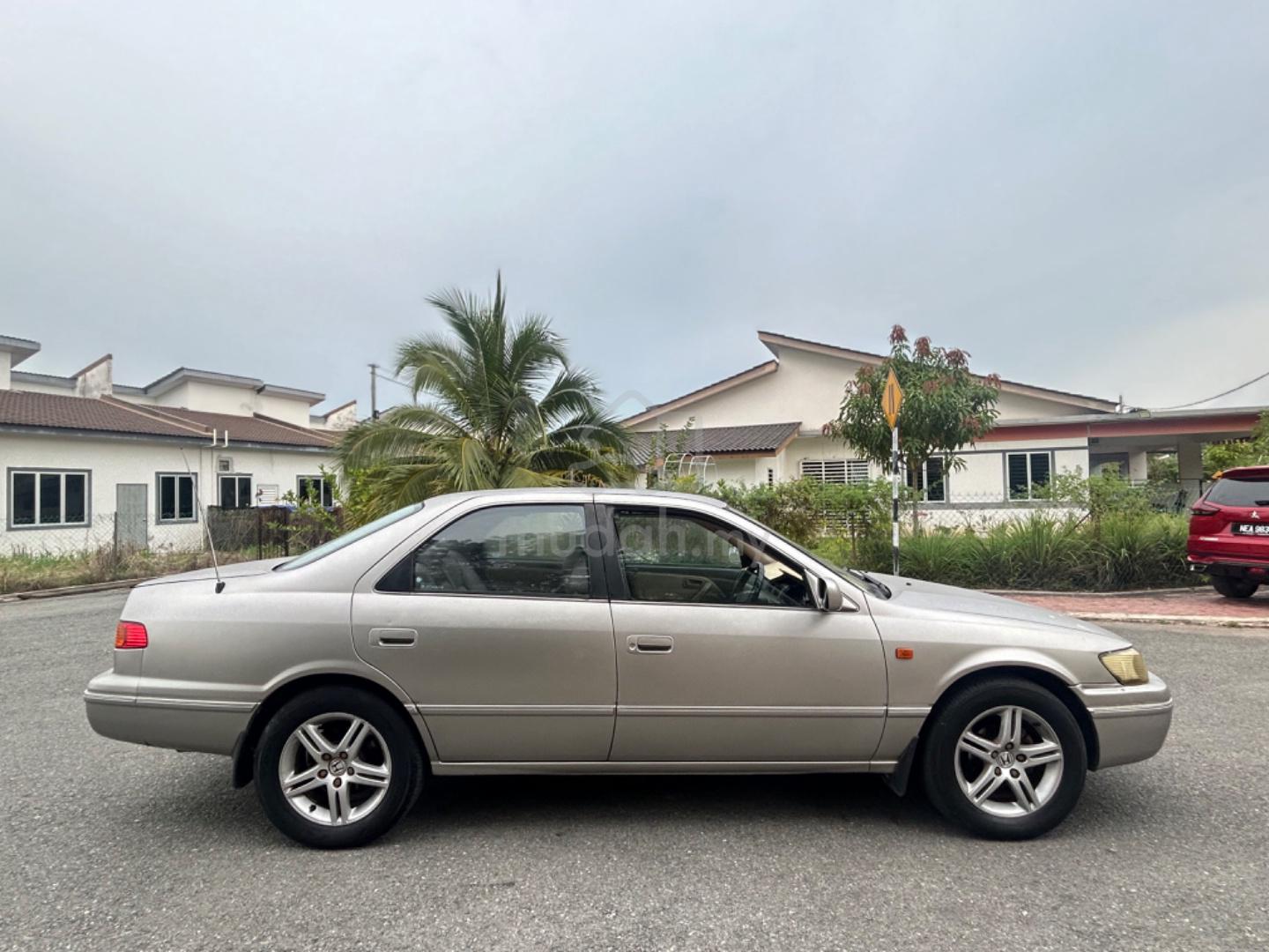 2001 Toyota Camry