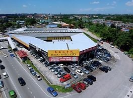 MARCUS AUTOMOBILE