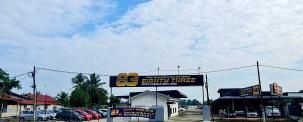 83 EIGHTY THREE AUTO WORLD