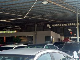 JS CAR AT