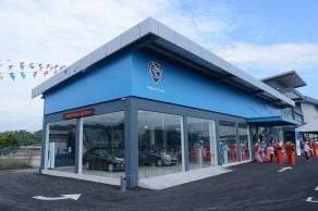 Grand Arena Used Car