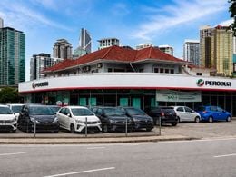 HARI AZHARI AUTO DEAL