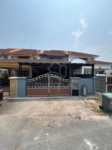 Double storey unblock view mutiara rini Jalan Bakti skudai full loan 1