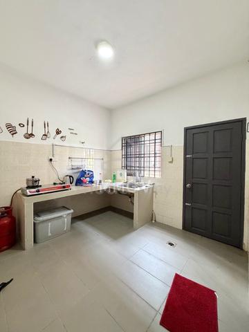 Double Storey Yusuf Shahbudin Renovated with Good condition 1