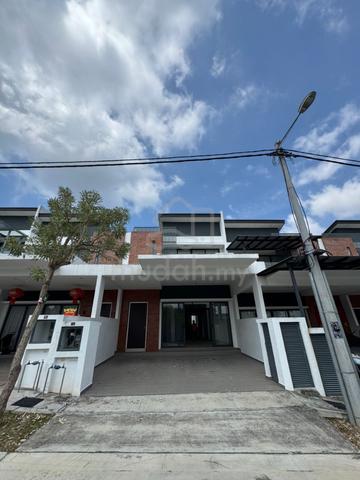 22x70 Taman Country Villa 2sty House Gated Guarded Ozana Residence MLK 1