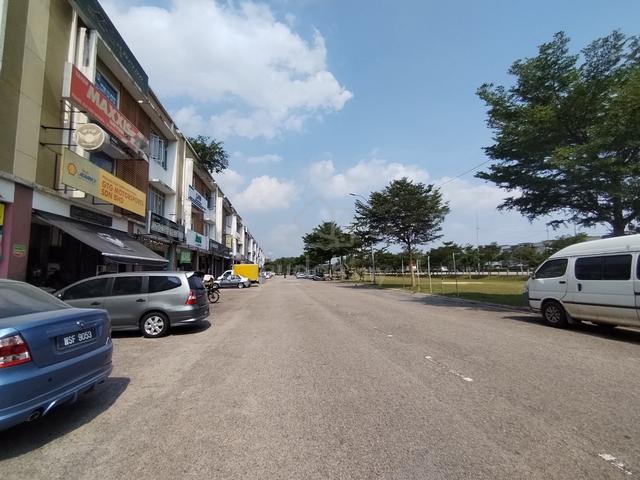 Taman Sierra Perdana Masai 3 Storey Facing main road 1