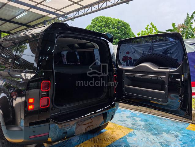 Land Rover DEFENDER 2.0 110 P300 LEATHER SEAT 9367 - 3
