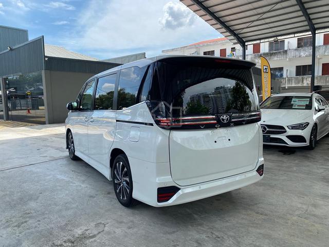 2024 Toyota NOAH 2.0 SZ (A) 7 Seater - 3
