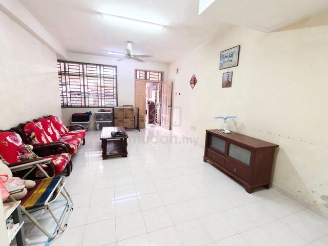 Taman Pulai Indah Double Storey Terrace House in Pekan Nanas for Sale 1