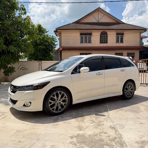 2010 Honda STREAM 1.8 I-VTEC RSZ FACELIFT (A) - 2