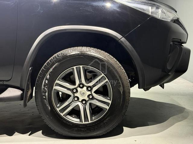 2017 Toyota FORTUNER 2.4 4WD (A) - 4