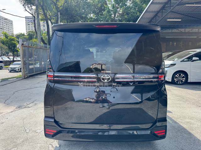 2025 Toyota VOXY 2.0 S-Z (A)360 Pboot Auto Parking - 4
