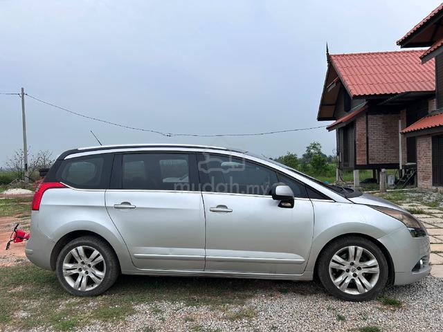 2013 Peugeot 5008 1.6 THP (A) - 3