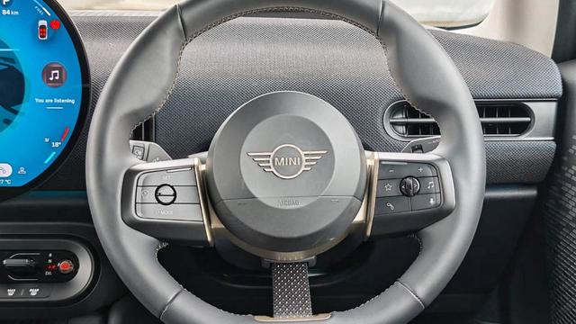 2024 Mini Cooper S  Classic Trim GRADE5A 8,200KM - 5