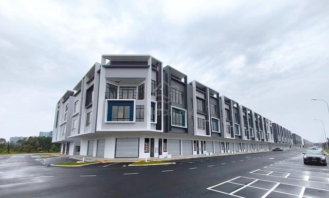 Austin Crest 3-Storey Shoplot for Rent 2 adjoining units available 1