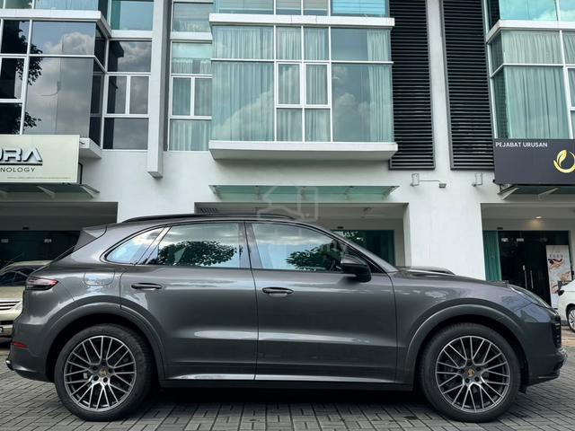 FSR⭐ Porsche CAYENNE 3.0 2023 UNDER WRRTY TIL 2028 - 2
