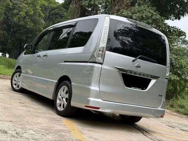 2013 Nissan SERENA 2.0 COMFORT C24 (A) - 4