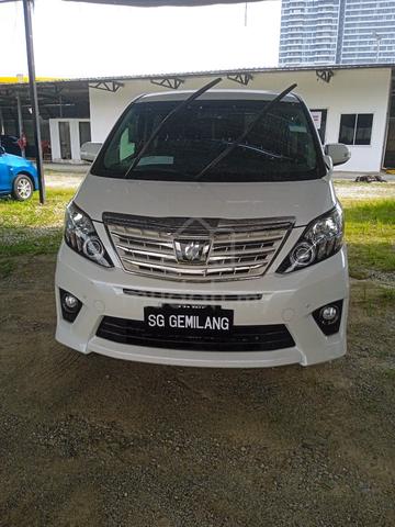 Alphard 1 owner low mileage 135km only Japanese owner - 2