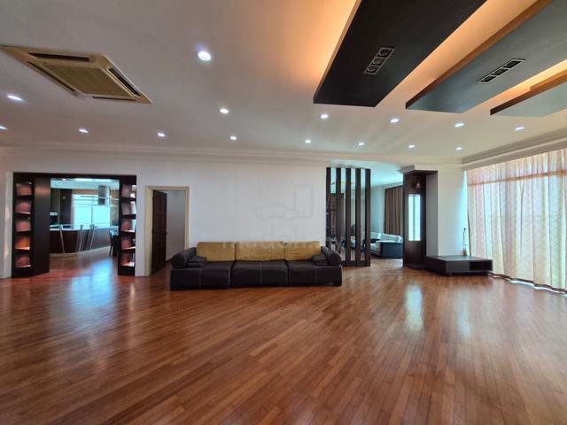 Gurney Palace 1