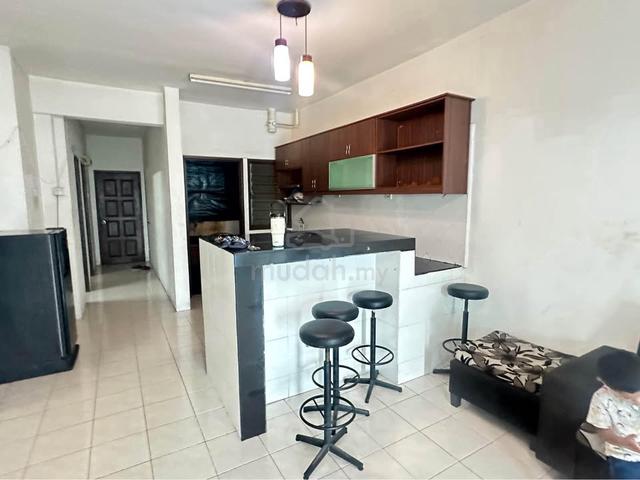 Indahria Apartment (Shah Alam) 1