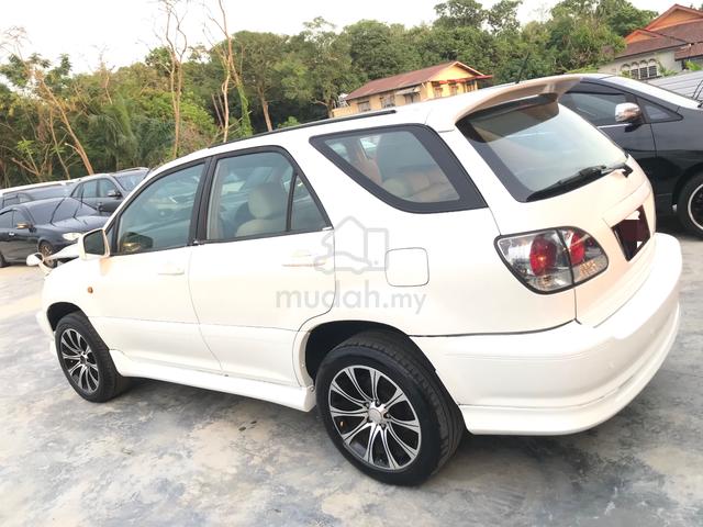 Toyota HARRIER 3.0 ALCANTARA(A)LEATHER SEAT/18"RIM - 5