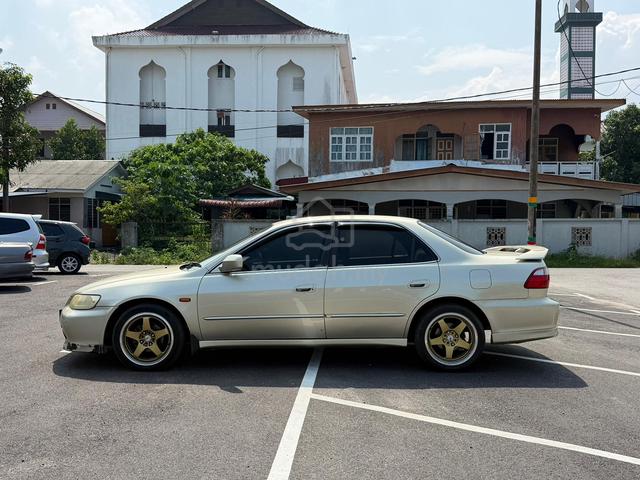 2002 Honda ACCORD 2.0 VTEC SV5 (A) - 1