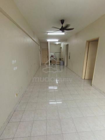 Sri Gotong Apartment 1