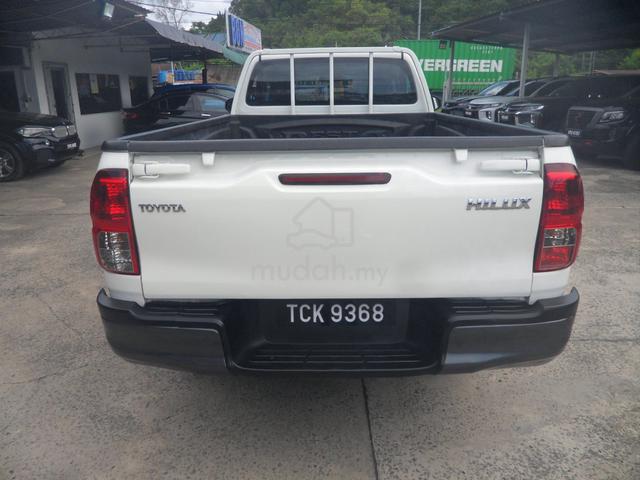 2021 Toyota HILUX 2.4 MT MY17 AN120 FACELIFT II - 5