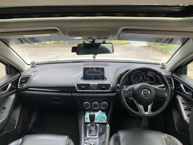 2014 Mazda 3 2.0 SKYACTIV(A) Sunroof Paddle Shift - 4