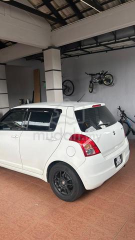 2010 Suzuki SWIFT 1.5 (A) - 1