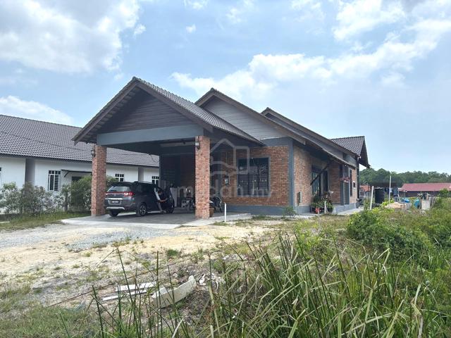Rumah BANGLO DESIGN CANTIK 4BILIK KG BELUKAR JAMBU KUALA TERENGGANU 1