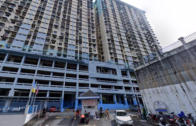 Sri Ivory (Sri Ivori) Apartment 1