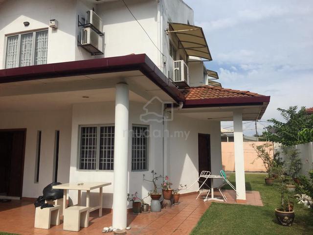 Subang Jaya SS14 Freehold 2 Storeys Semi Detached House 40x90 6R5B 1