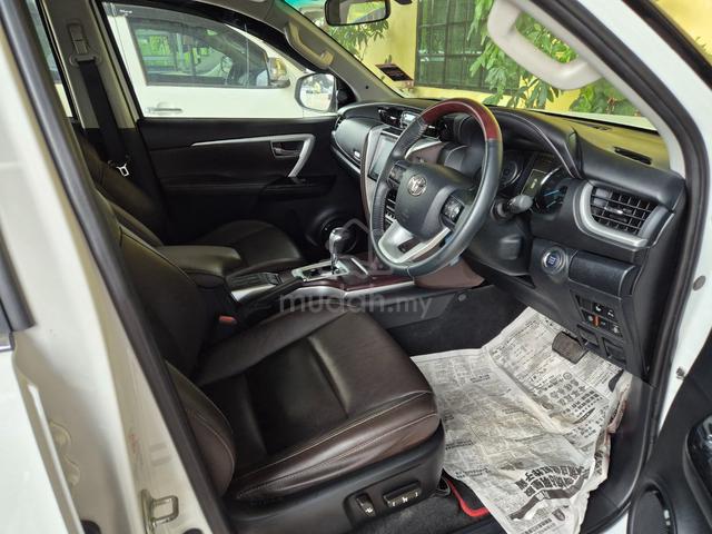 2019 Toyota FORTUNER 2.4 4X4 (A) - 5