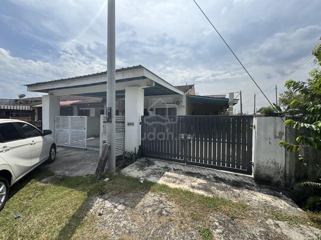 Corner lot bandar baru putra 3