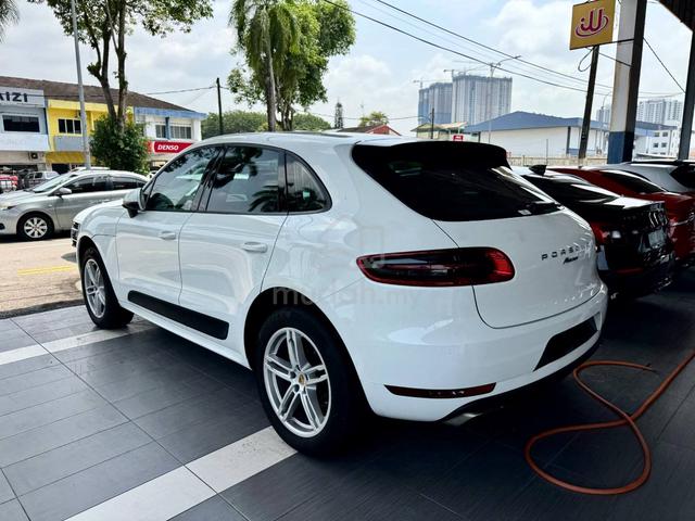 2016 Porsche MACAN 2.0 (A) - 2