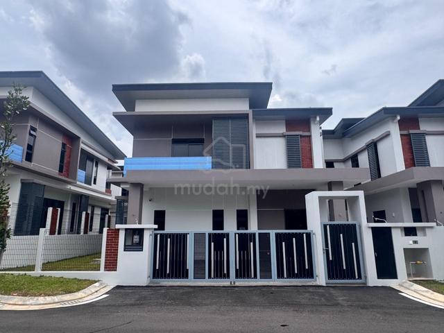 For Sale Double Storey Semi-D, Jalan Uda Utama 2/7A, Johor Bahru 1