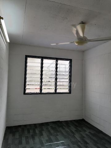 Taman Machang Bubok Flat 1